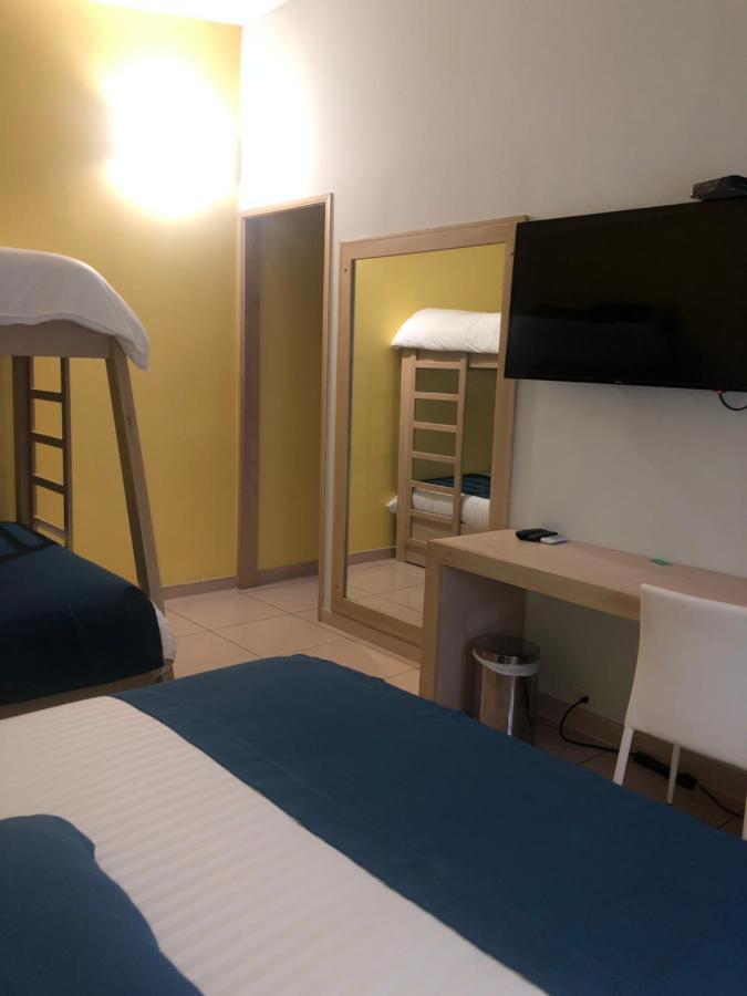 Hostel Paradise St Santa Marta  Zewnętrze zdjęcie